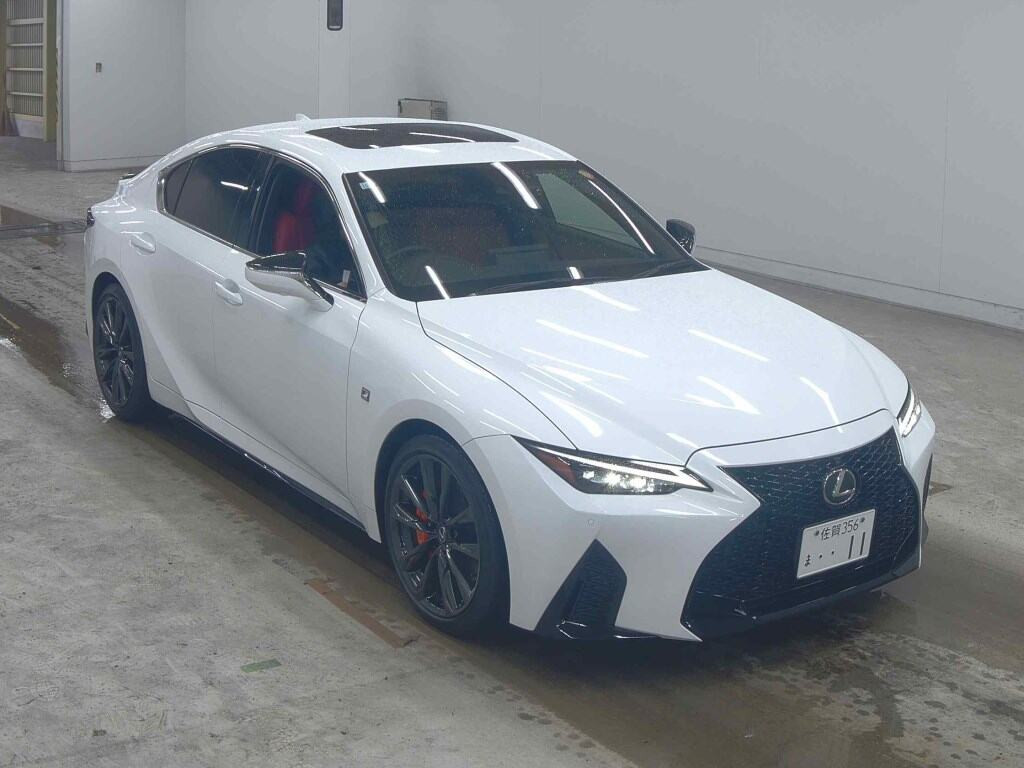 Lexus Is 2023 z aukcji japońskiej