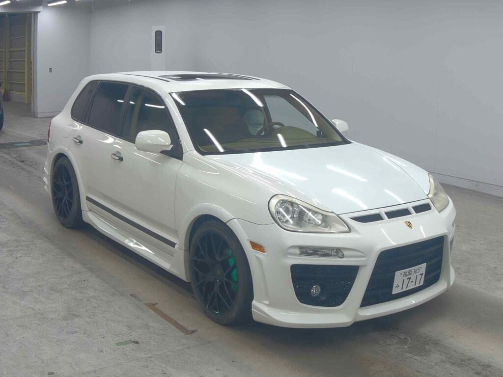 Porsche 2013 z aukcji japońskiej