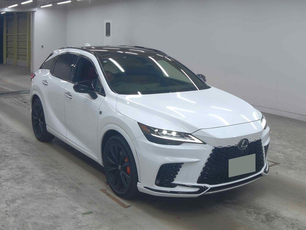 Lexus RX 2025 z aukcji japońskiej