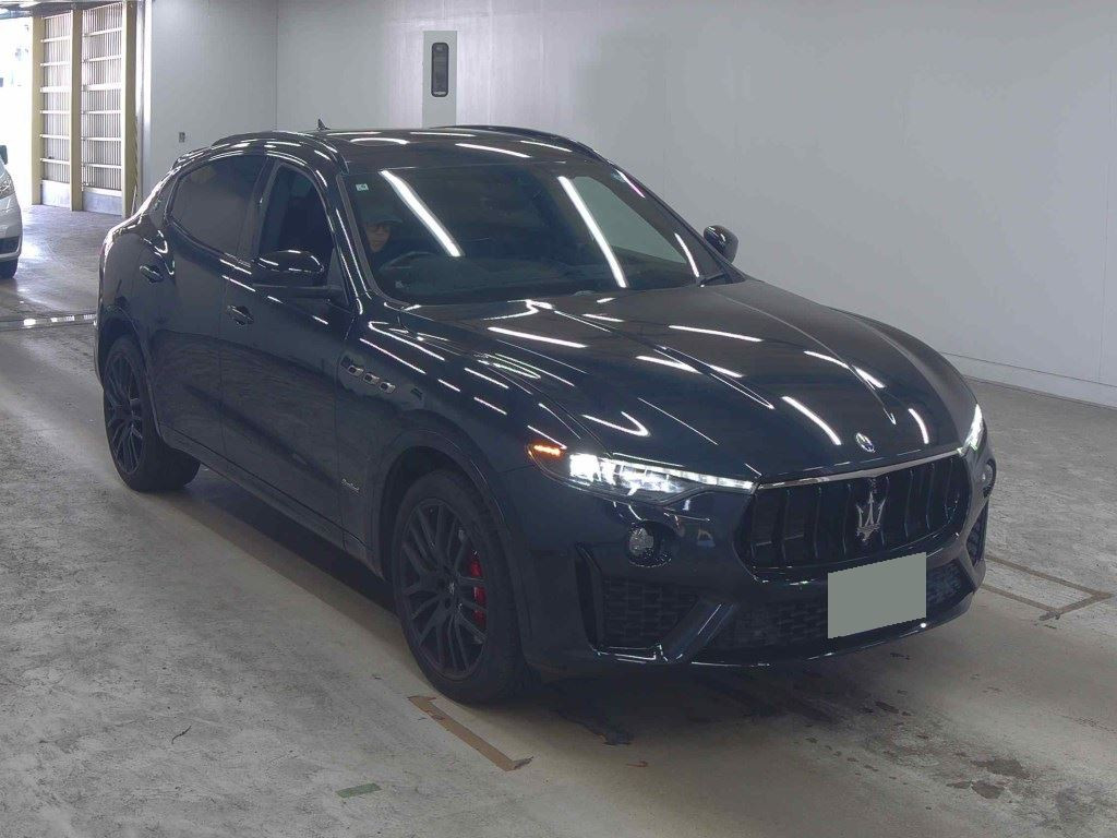 Maserati Gran Sport 2019 z aukcji japońskiej