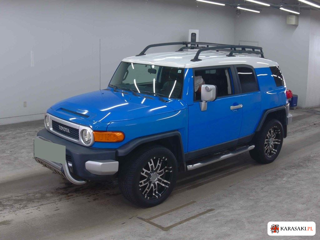 2011 America Toyota FJ Cruiser 4WD 3