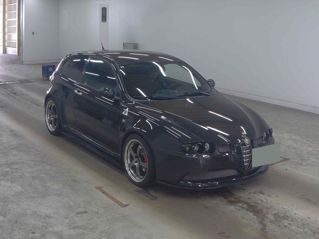 Alfa Romeo Alfa 147 2003 z aukcji japońskiej