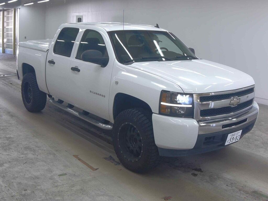 Chevrolet Silverado 2013 z aukcji japońskiej
