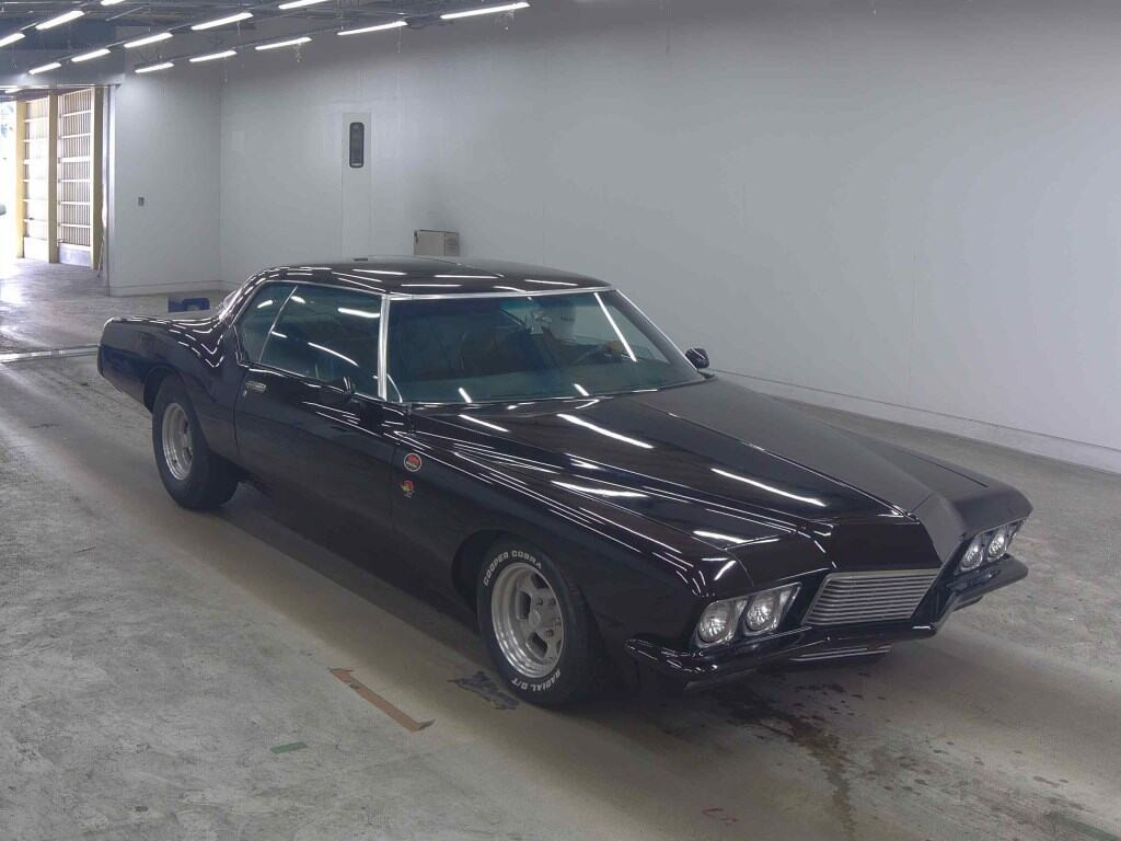 Buick Riviera 1990 z aukcji japońskiej