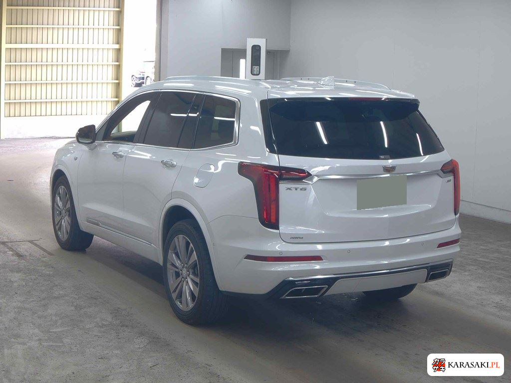 2023 Cadillac XT6 4WD Platinum 2