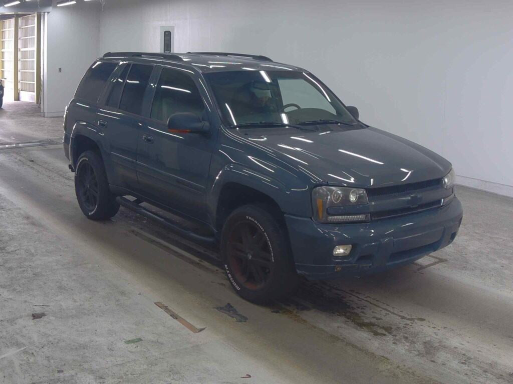 Chevrolet Trailblazer 2004 z aukcji japońskiej