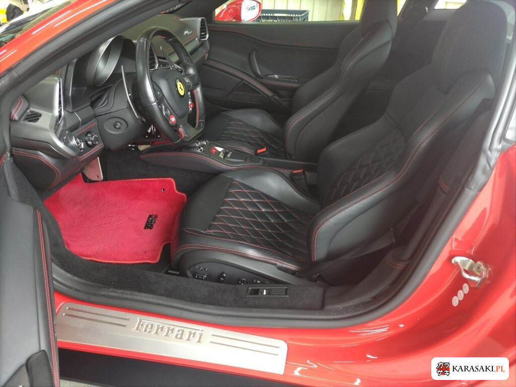 2010 Ferrari 458 Italia Base Grade 5