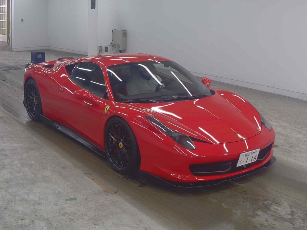 Ferrari 458 Italia 2010 z aukcji japońskiej