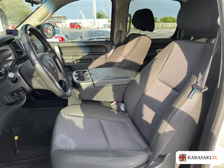 2013 Chevrolet Silverado 4D 4WD 10