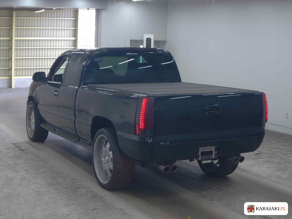 2003 Chevrolet Silverado 3D 2