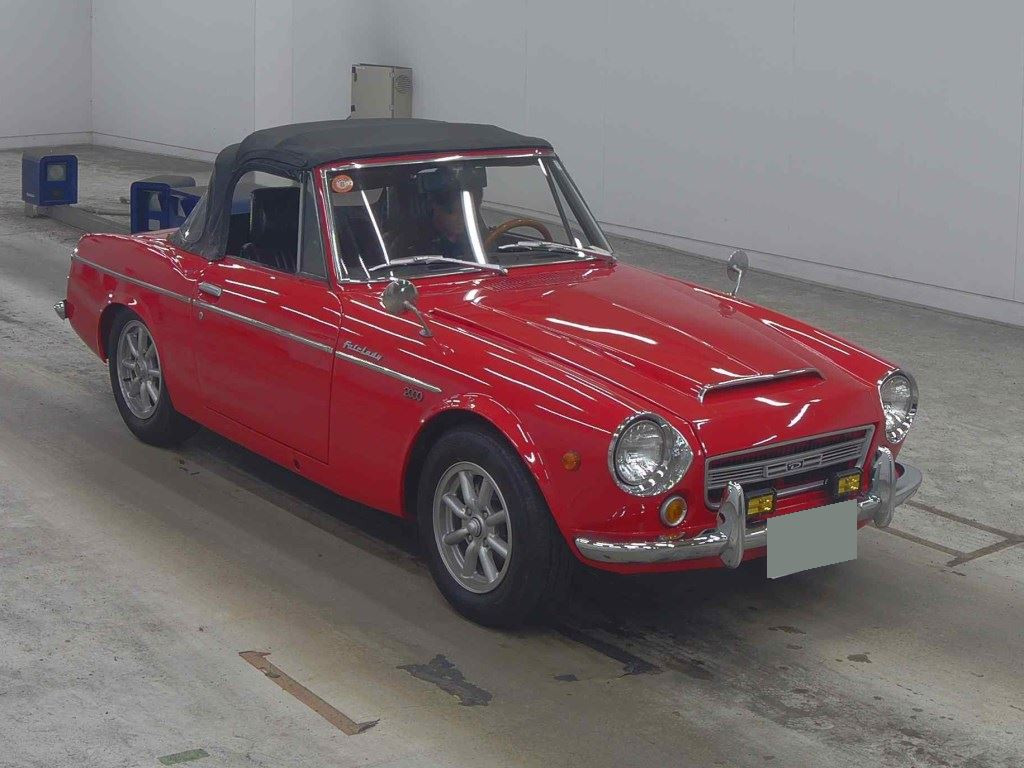America Nissan Others 1988 z aukcji japońskiej
