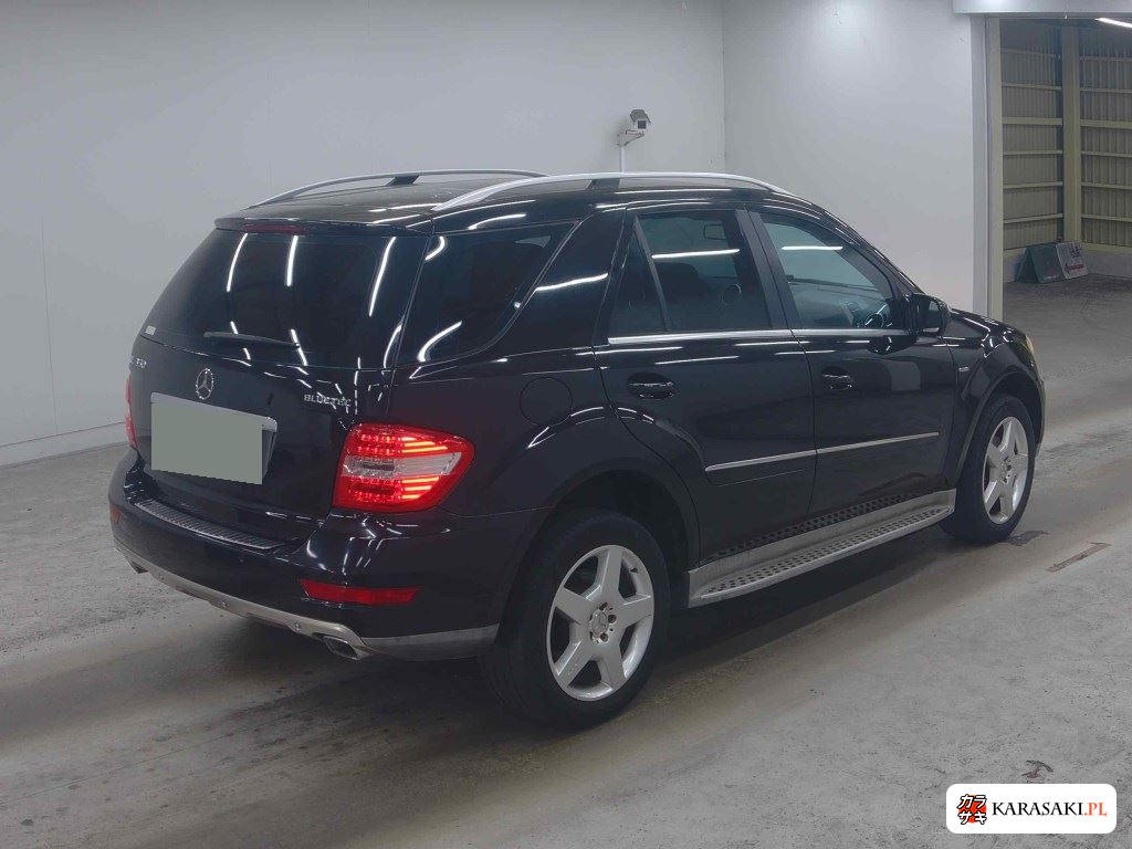 2010 Mercedes-Benz M-Class 4WD ML350 Bluetec 4MATIC 4