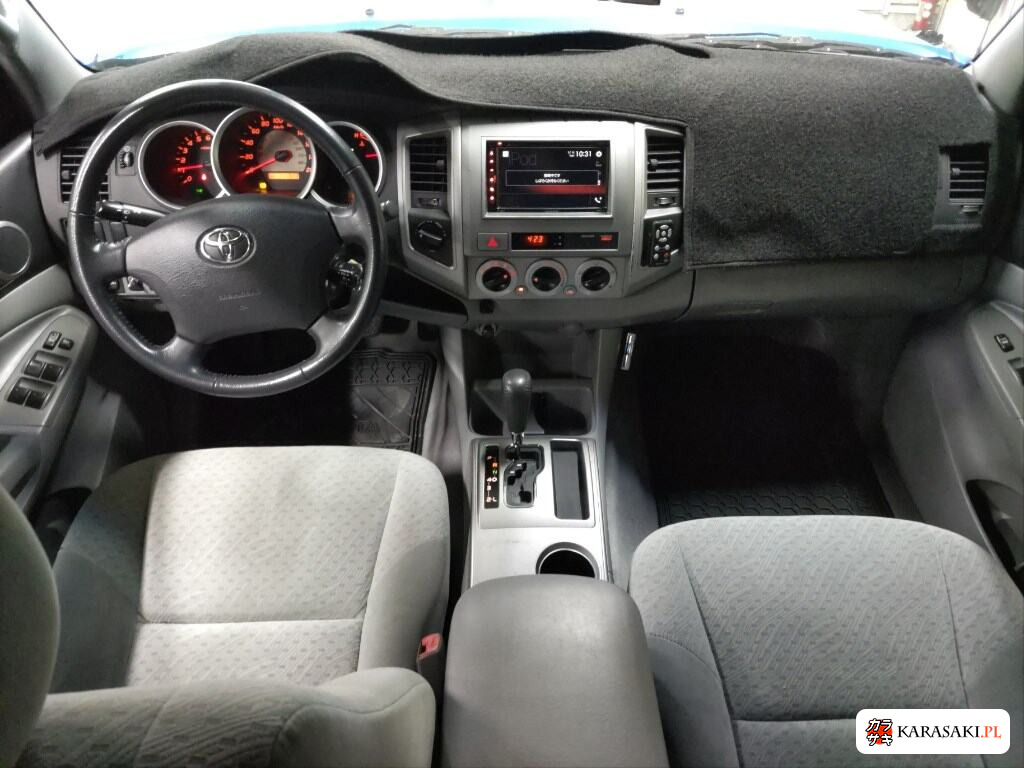 2009 Overseas Toyota 5
