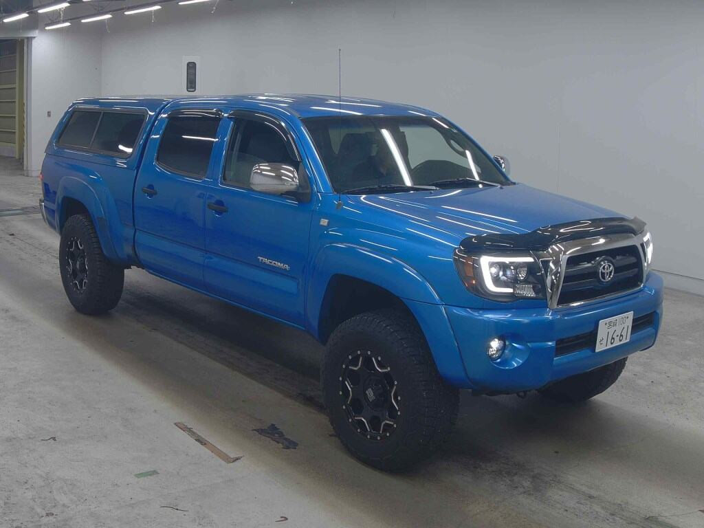 Overseas Toyota 2009 z aukcji japońskiej