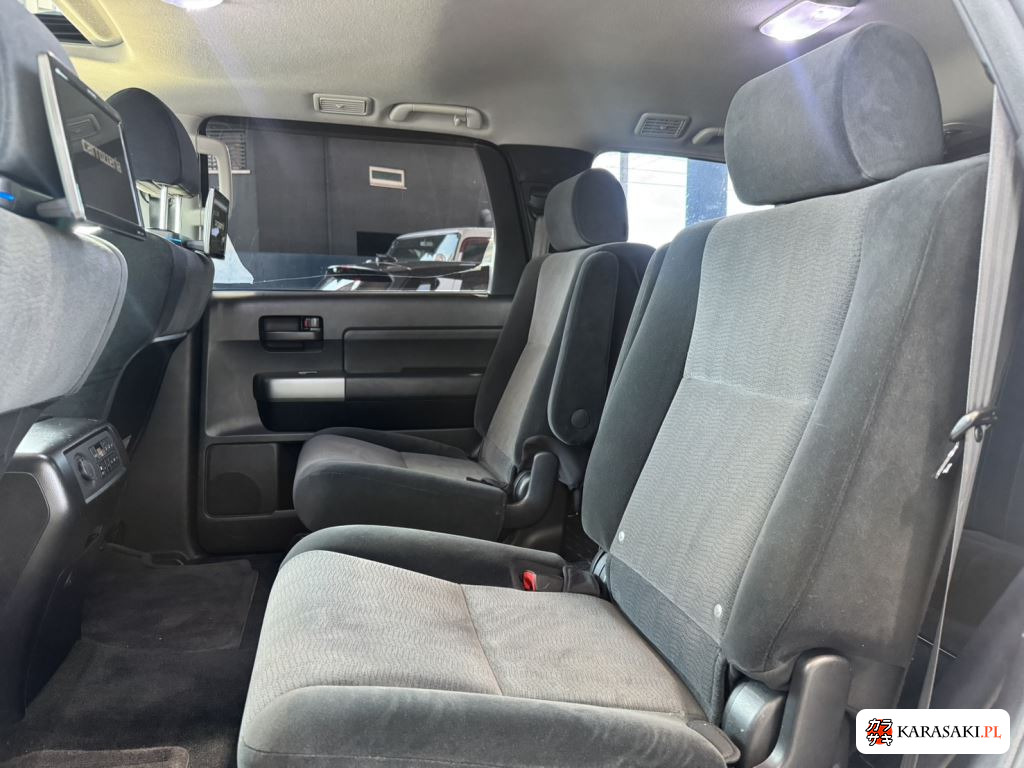 America Toyota Sequoia 2011 z aukcji japońskiej