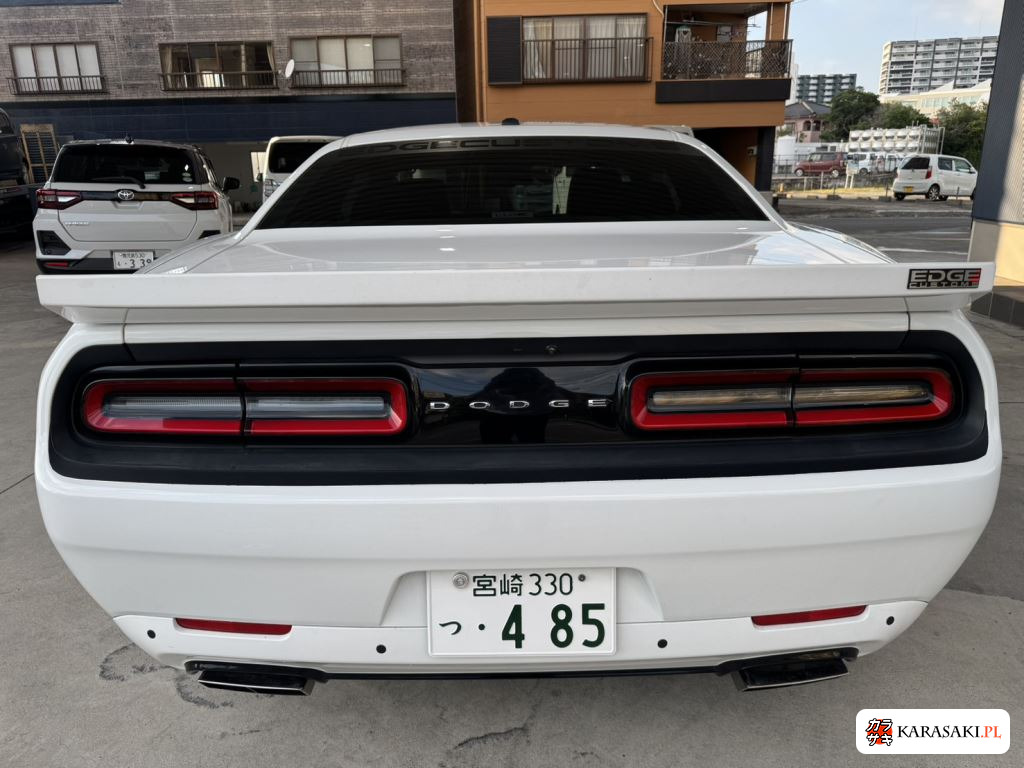 Dodge Challenger 2016 z aukcji japońskiej