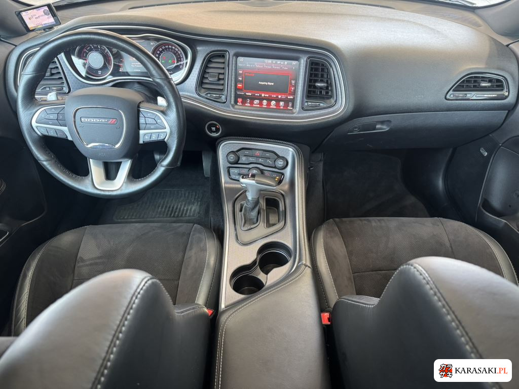 Dodge Challenger 2016 z aukcji japońskiej