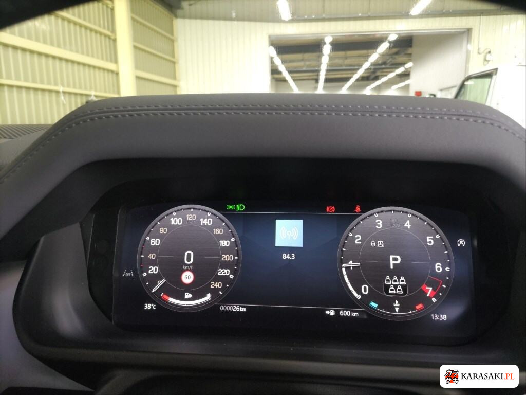 2026 Land Rover Defender 5D 4WD 6