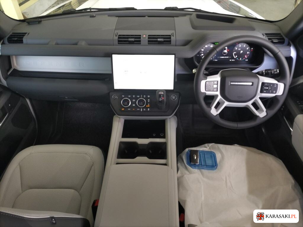 2026 Land Rover Defender 5D 4WD 5