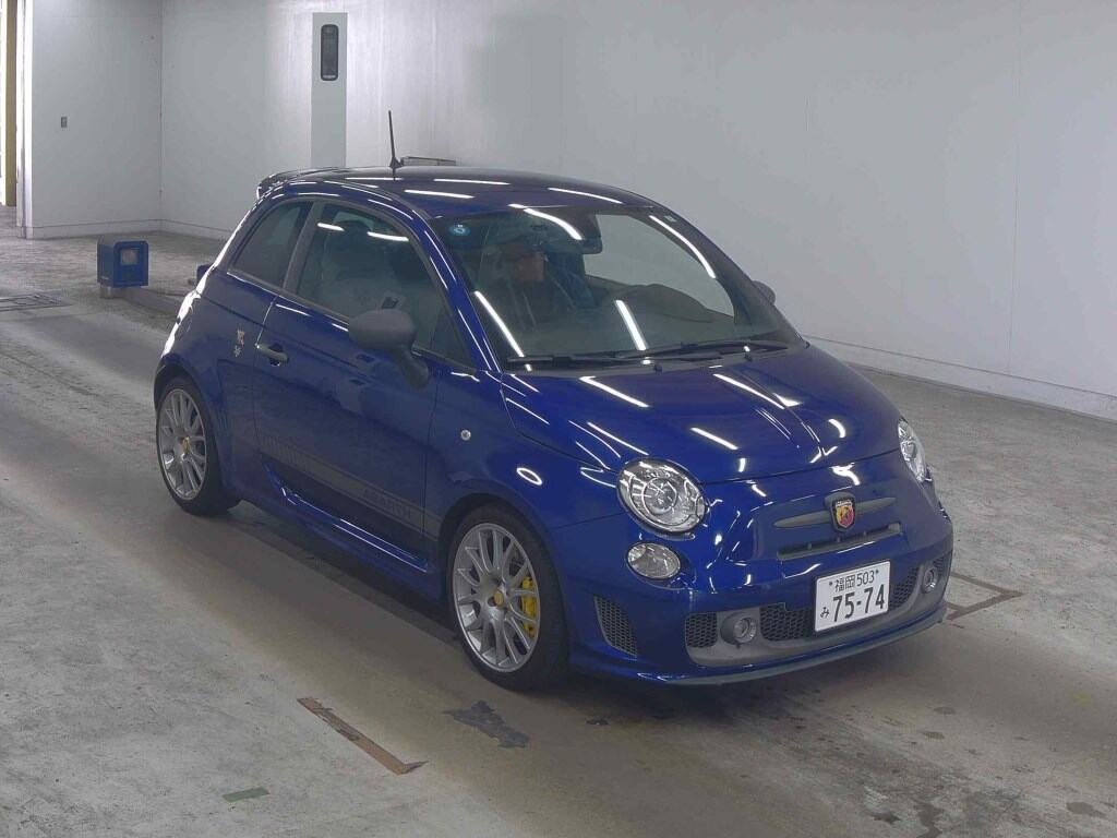 Abarth 595 2016 z aukcji japońskiej