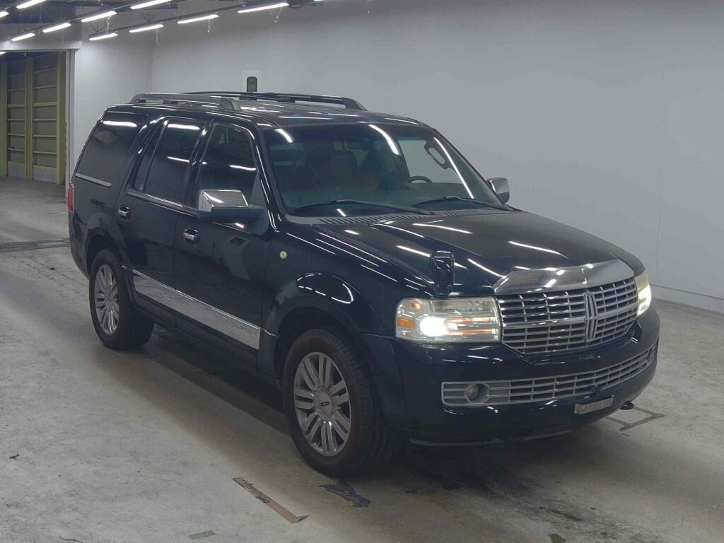 Lincoln Navigator 2008 z aukcji japońskiej