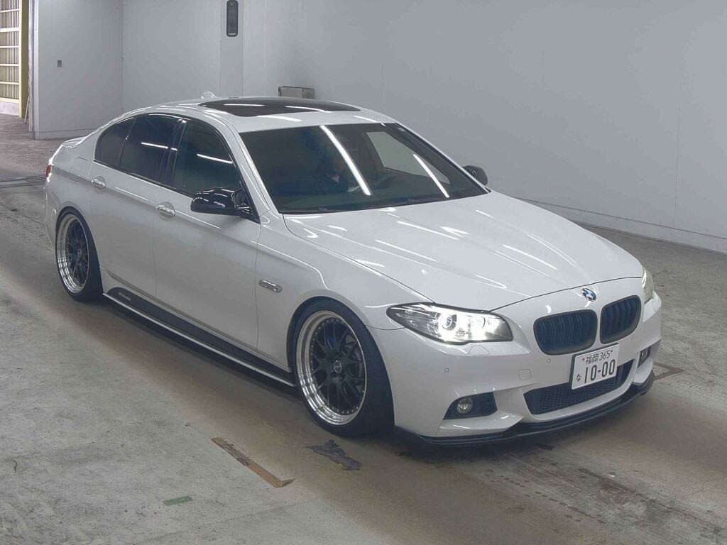 BMW 5 Series 2013 z aukcji japońskiej