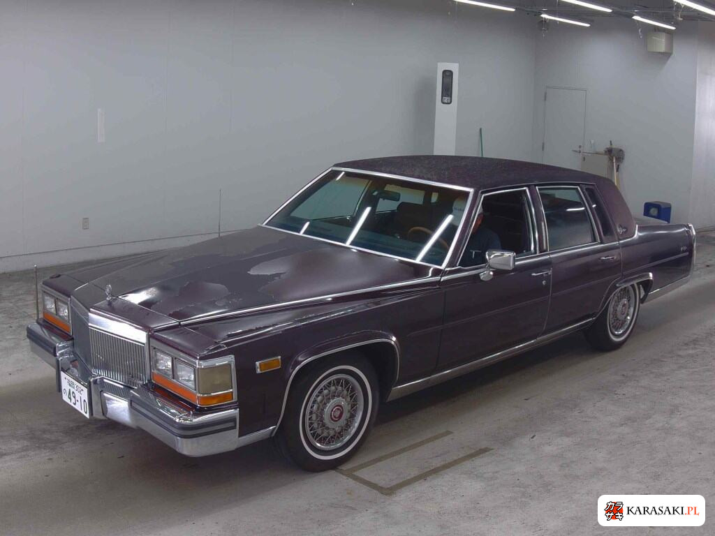 1989 Cadillac Fleetwood 4D Brougham Elegance 3