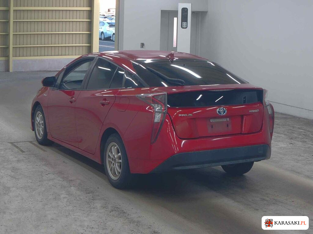 2017 America Toyota Prius 5D 2