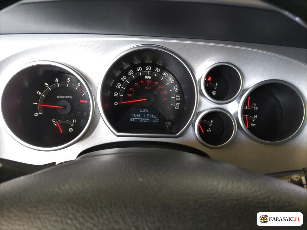 2014 America Toyota Sequoia 5D 6