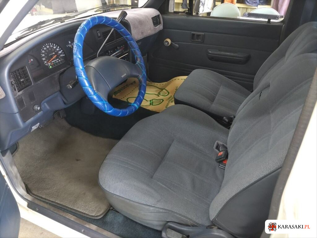 1998 America Toyota Hilux 5