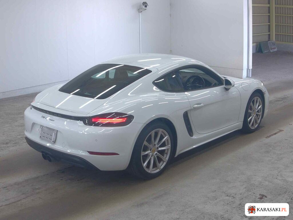 2018 Porsche 718 Cayman 4