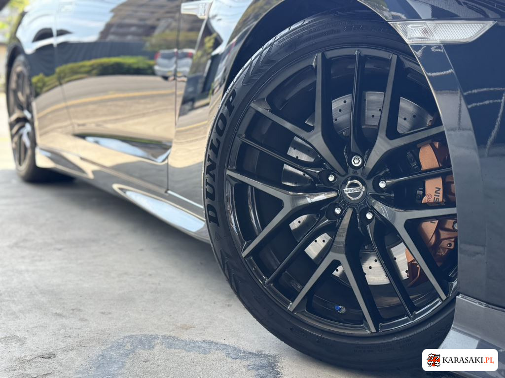 2018 Nissan GT-R 4WD Premium Edition 7