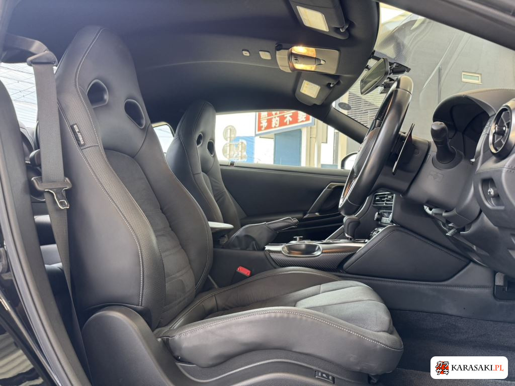 2018 Nissan GT-R 4WD Premium Edition 14