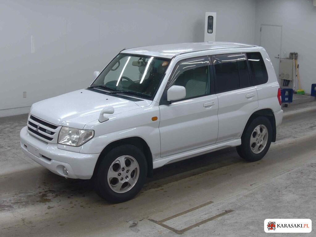 2002 Mitsubishi Pajero Io 5D 4WD 3