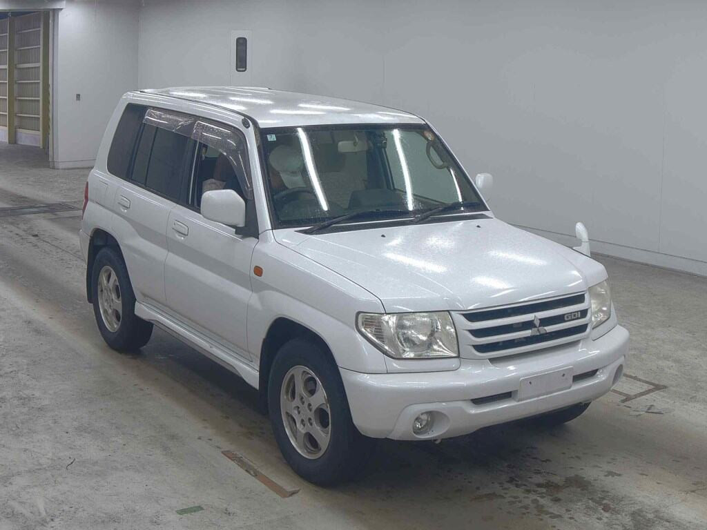 Mitsubishi Pajero Io 2002 z aukcji japońskiej