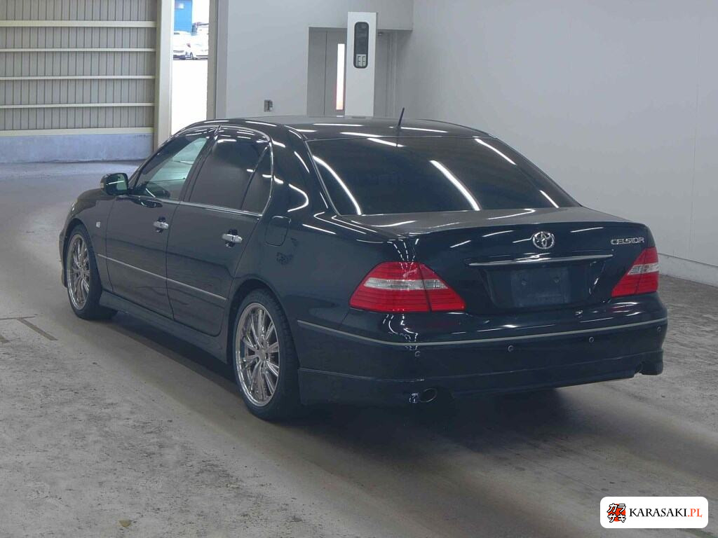 Toyota Celsior 2006 z aukcji japońskiej
