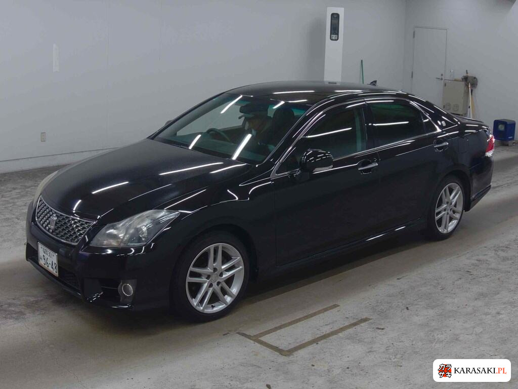 Toyota Crown 2010 z aukcji japońskiej