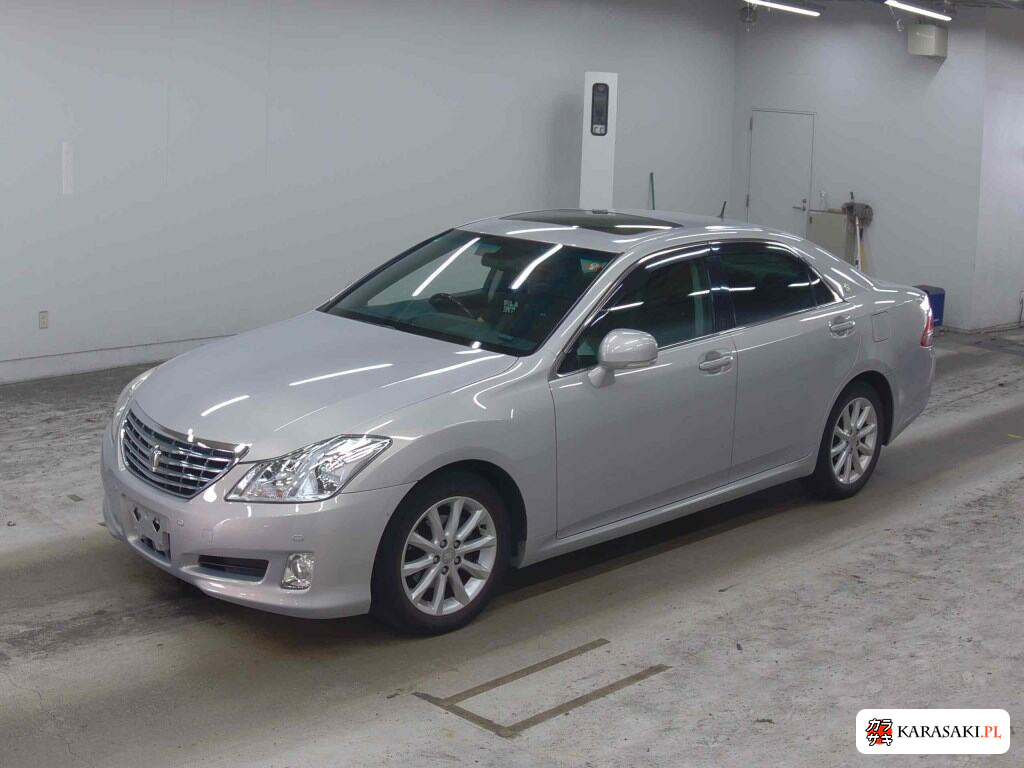 Toyota Crown 2008 z aukcji japońskiej