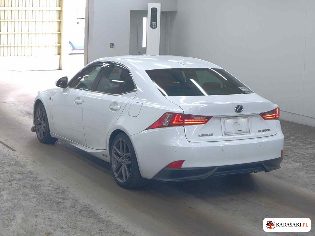 Lexus Is 2014 z aukcji japońskiej