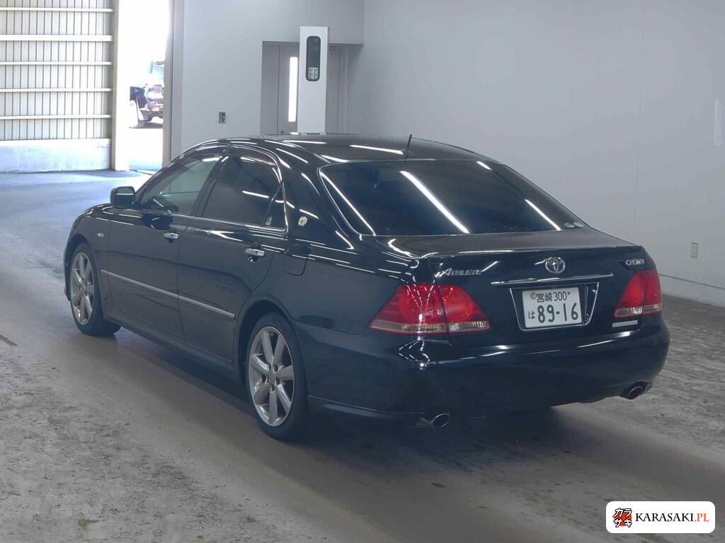 Toyota Crown 2006 z aukcji japońskiej