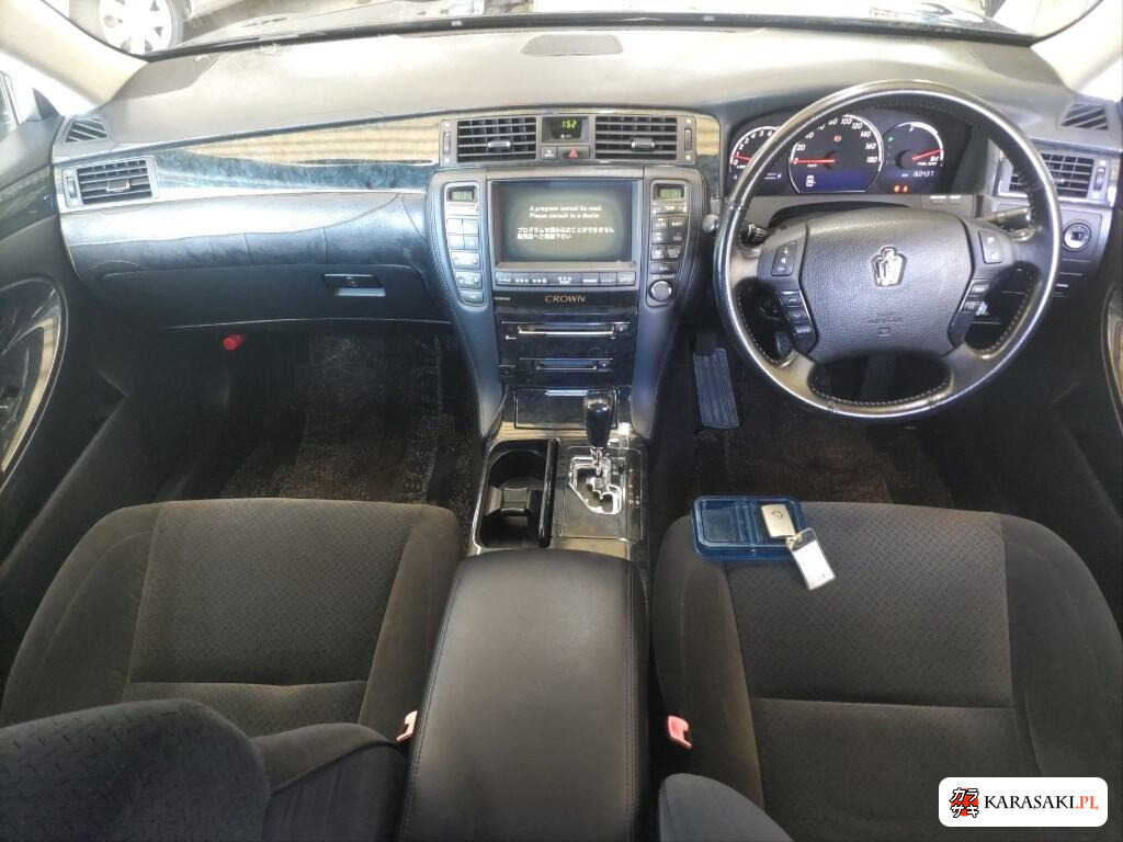 Toyota Crown 2006 z aukcji japońskiej