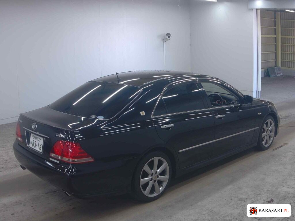 Toyota Crown 2006 z aukcji japońskiej