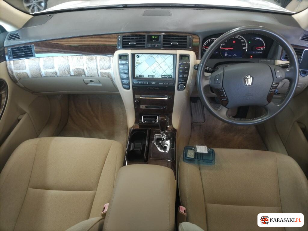 Toyota Crown 2006 z aukcji japońskiej