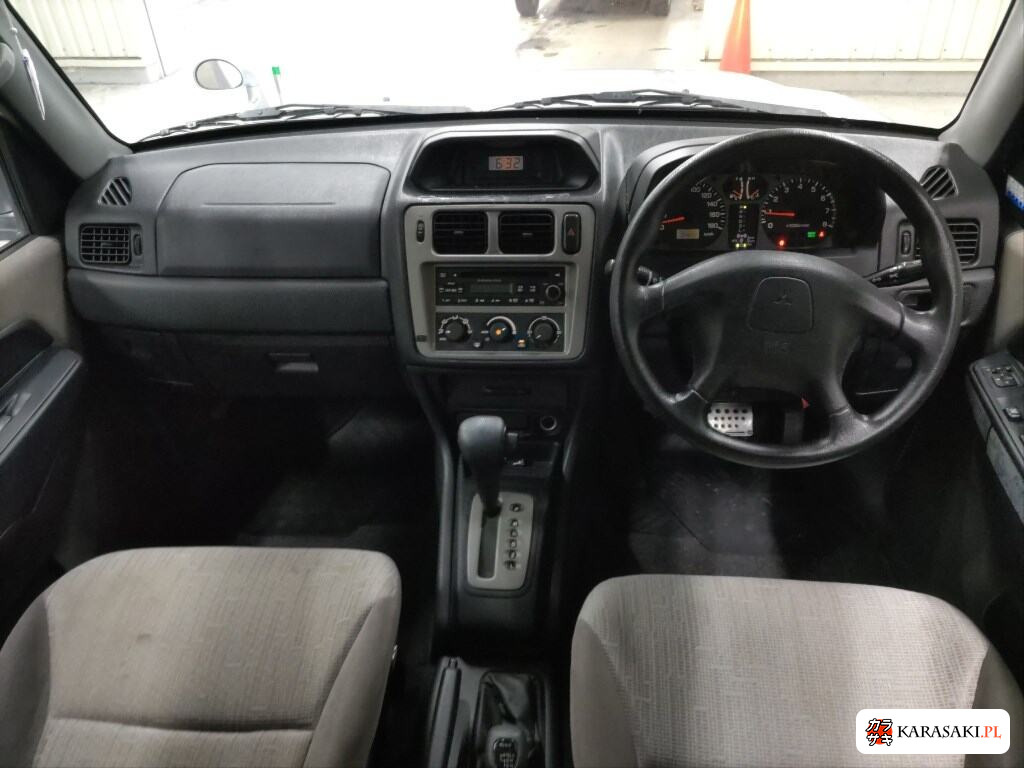Mitsubishi Pajero Io 2005 z aukcji japońskiej