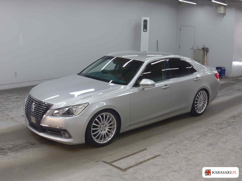Toyota Crown 2013 z aukcji japońskiej