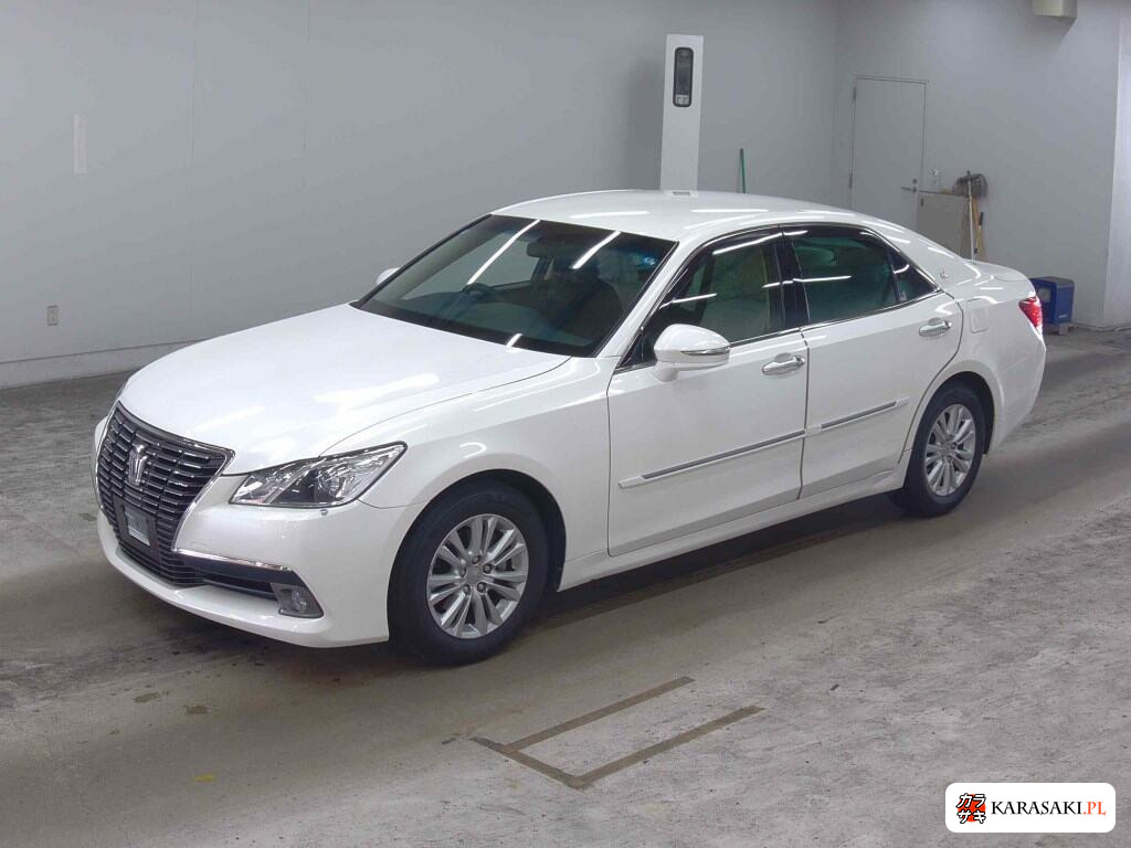 Toyota Crown 2015 z aukcji japońskiej