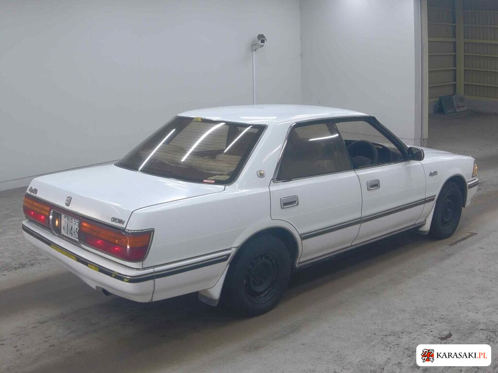 Toyota Crown 1989 z aukcji japońskiej