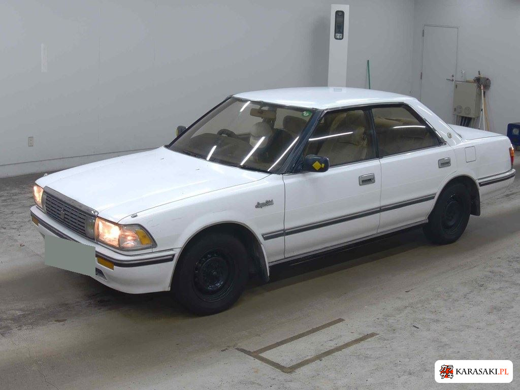 Toyota Crown 1989 z aukcji japońskiej