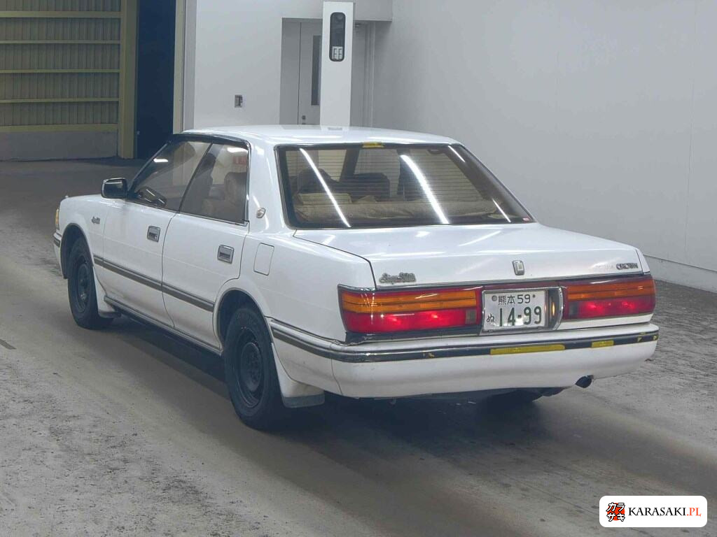 Toyota Crown 1989 z aukcji japońskiej