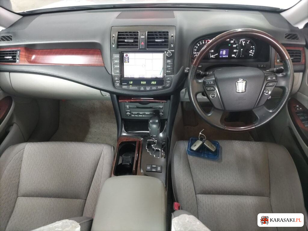 Toyota Crown 2008 z aukcji japońskiej